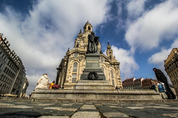 Explore mystical stone circles: the ultimate guide to expert tours for adventurers in the uk